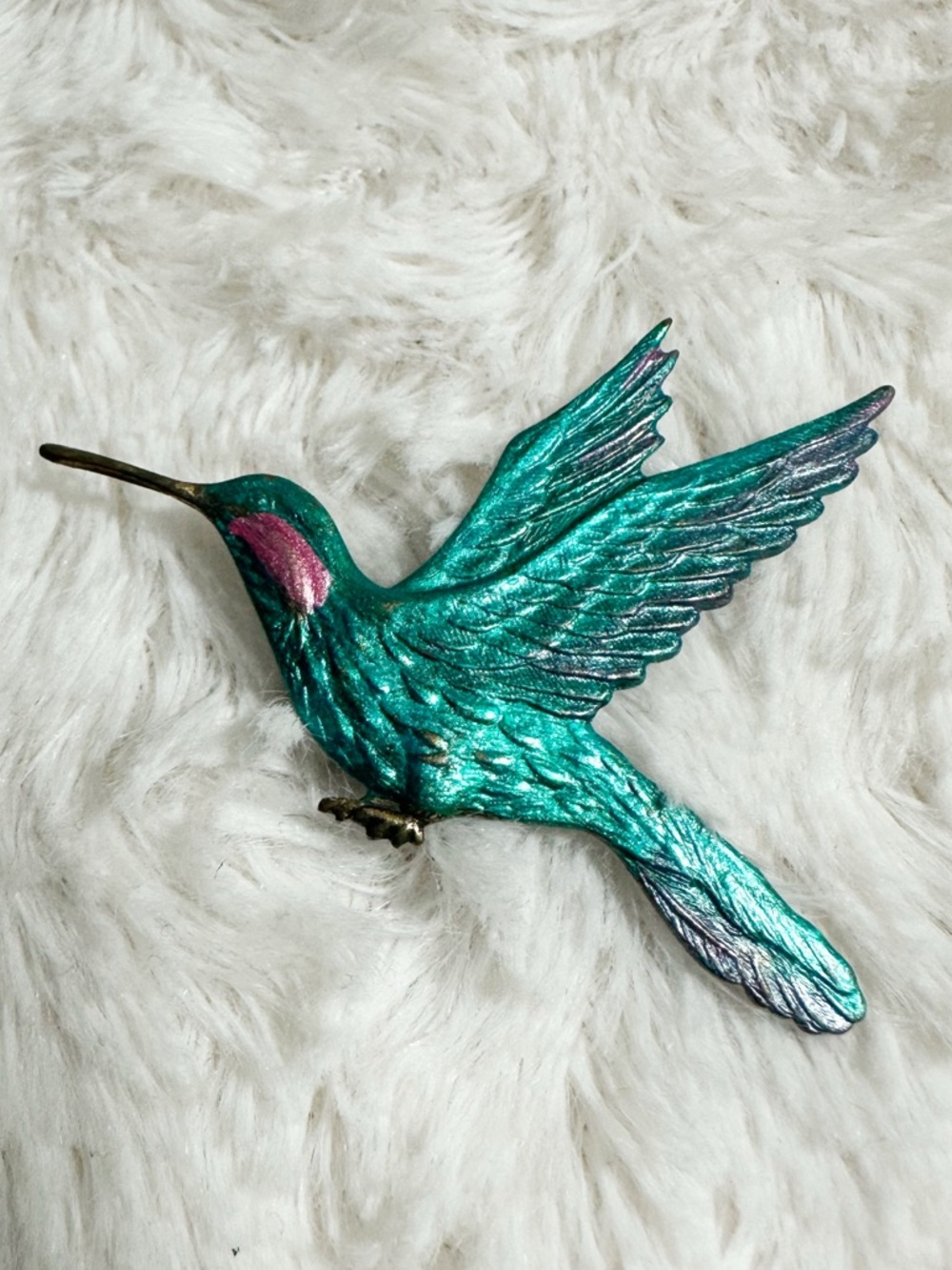 Hummingbird Pin